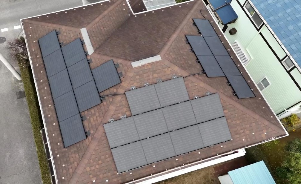 20251214-194615 - frame at 0m4s.jpg